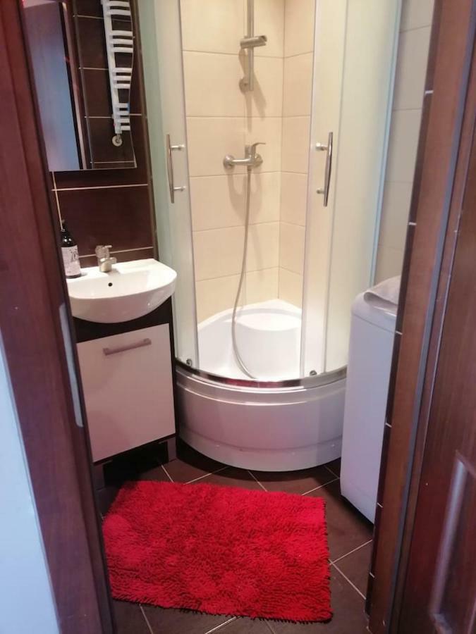 Sunny And Lovely Apartment. Near Chopin Airport! 바르샤바 외부 사진