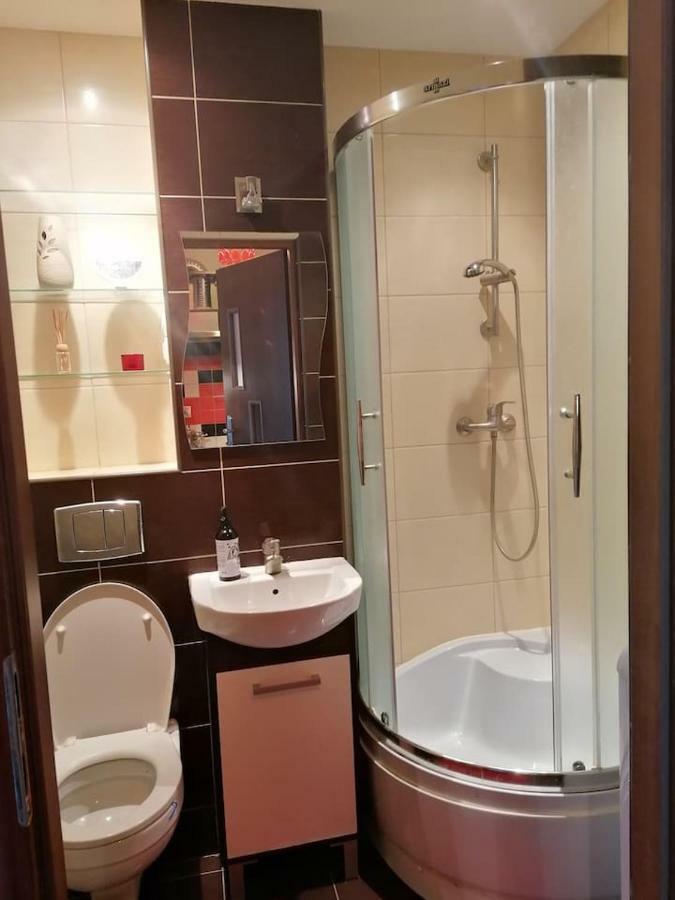 Sunny And Lovely Apartment. Near Chopin Airport! 바르샤바 외부 사진